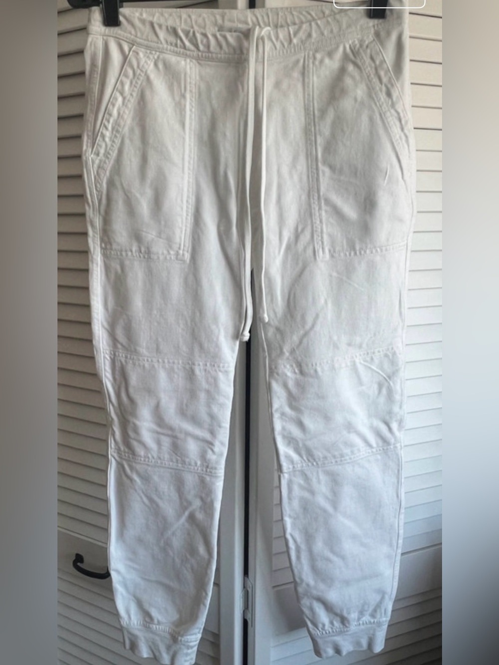 James Perse utility cargo jogger pants breathable Heavy fabric.